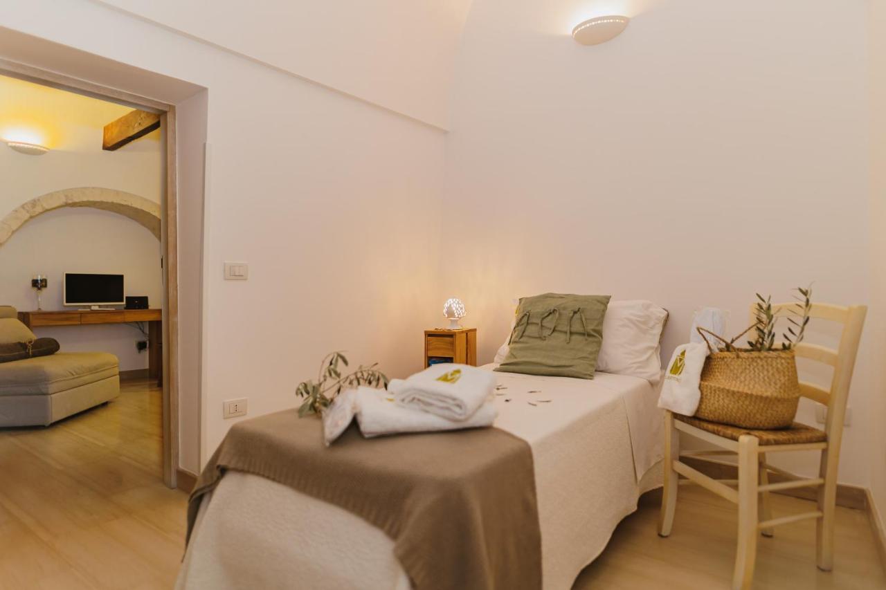 Milestones Modern Suite Trullo Jacuzzi Spa & Relax Alberobello Exterior photo